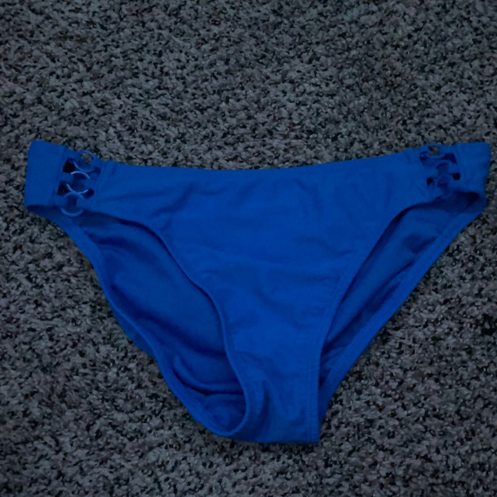 bikini bottom- blue. size 3-5
